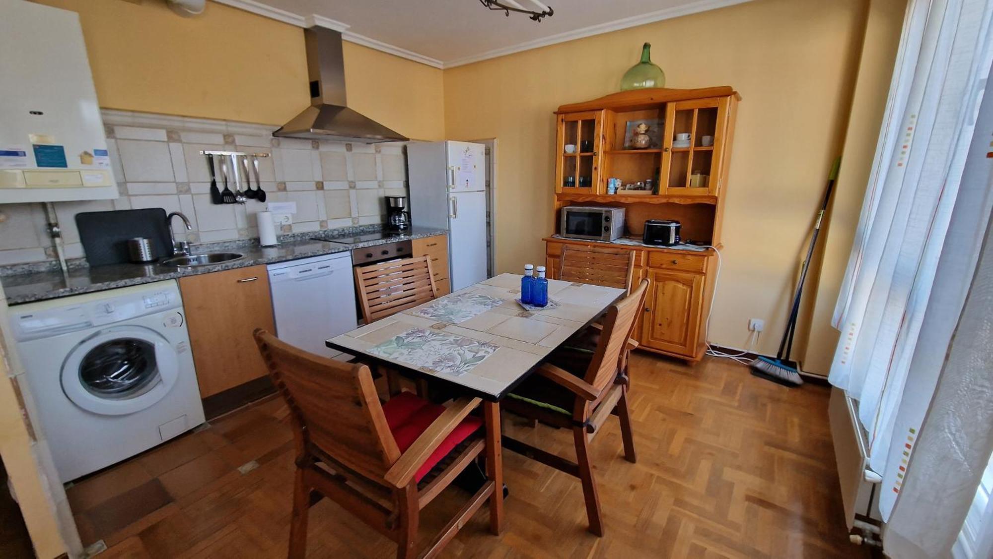 Apartamento Parque Del Oeste โอเบียโด ภายนอก รูปภาพ